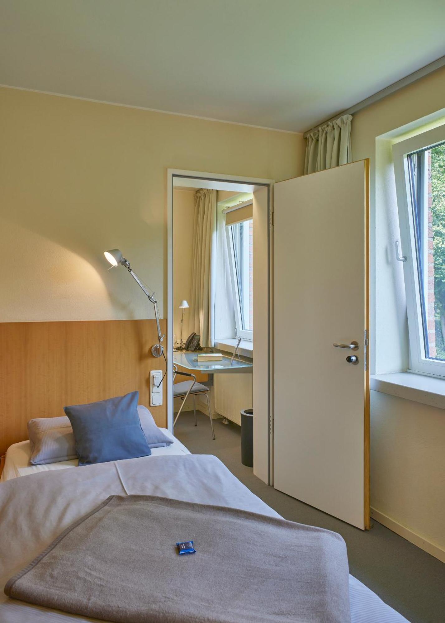 Katholische Akademie Schwerte Hotell Eksteriør bilde